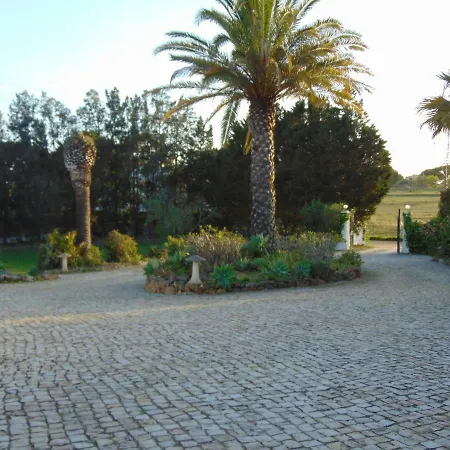 Villa Vila Silvia *