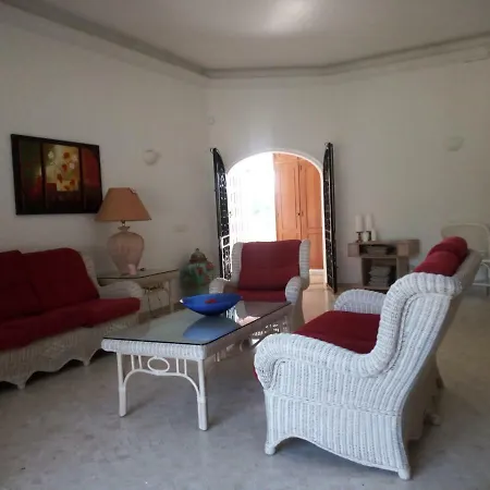 Villa Vila Silvia *