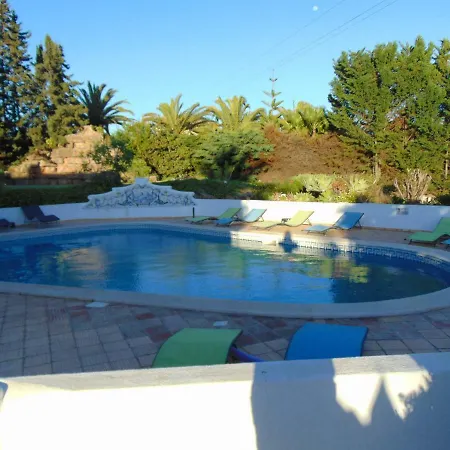 Vila Silvia *